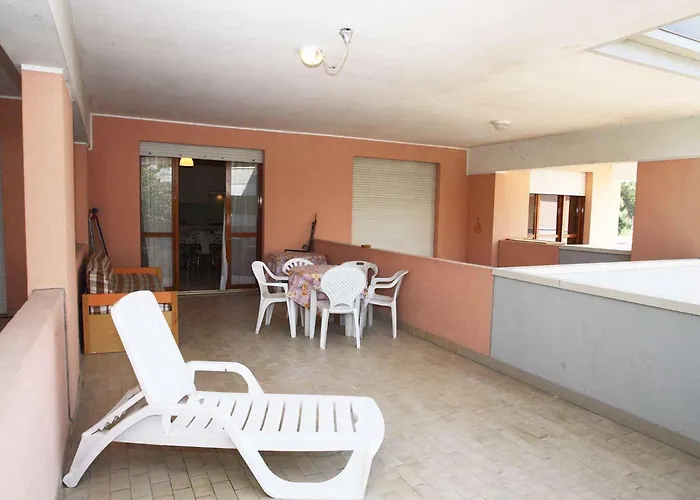 Apartamento In 45680 *